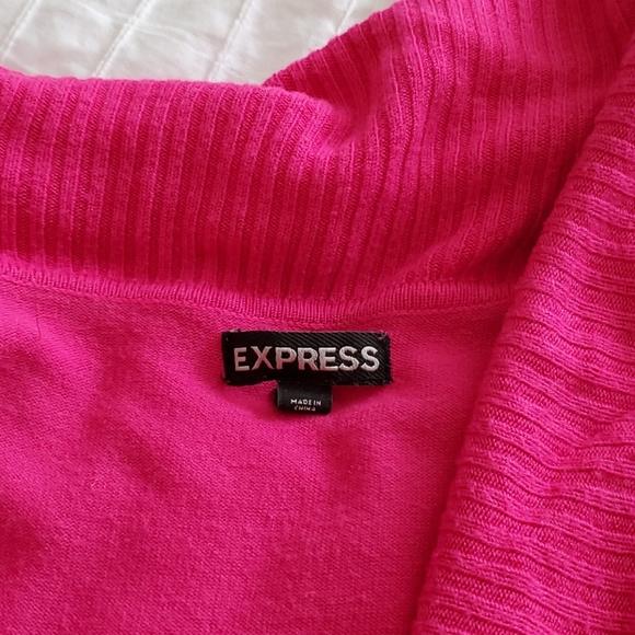 Top - Picture 3 of 5